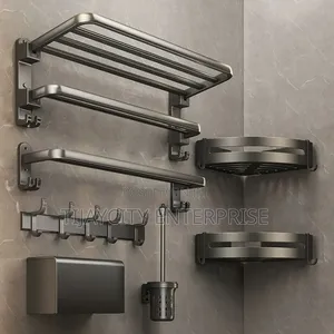 Multiple Pieces Bathroom Hardware Set