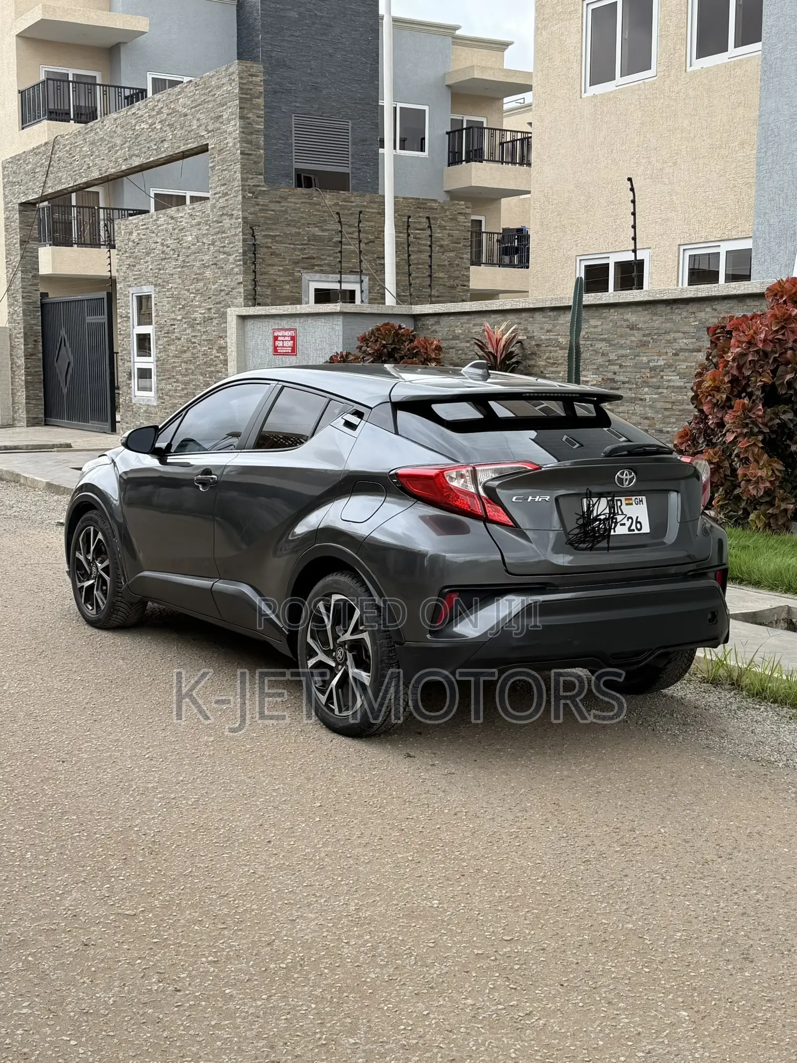 Toyota C-HR Limited 2021 Gray