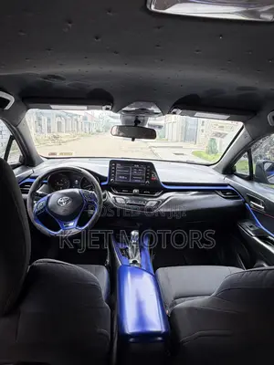 Toyota C-HR Limited 2021 Gray