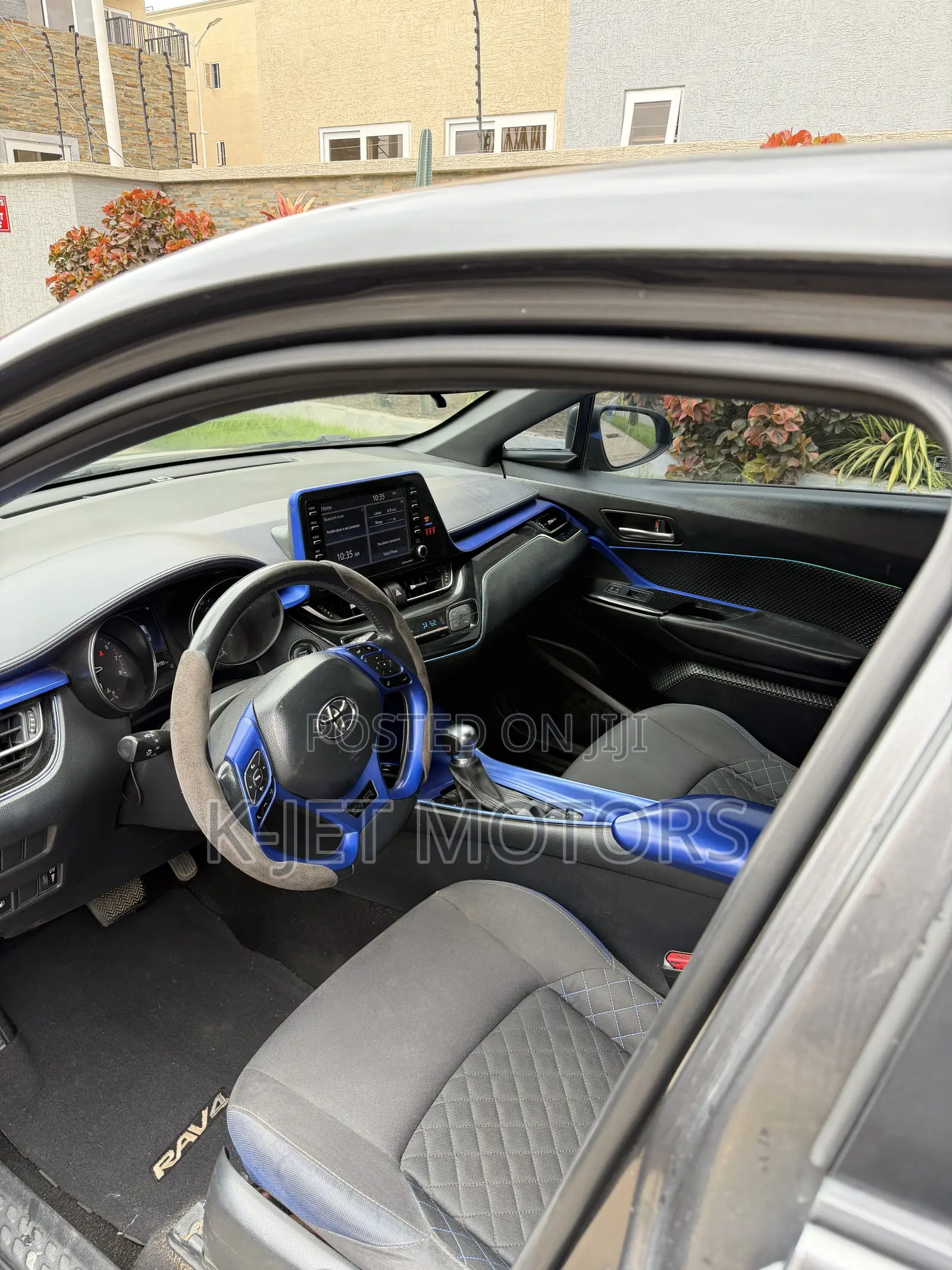 Toyota C-HR Limited 2021 Gray