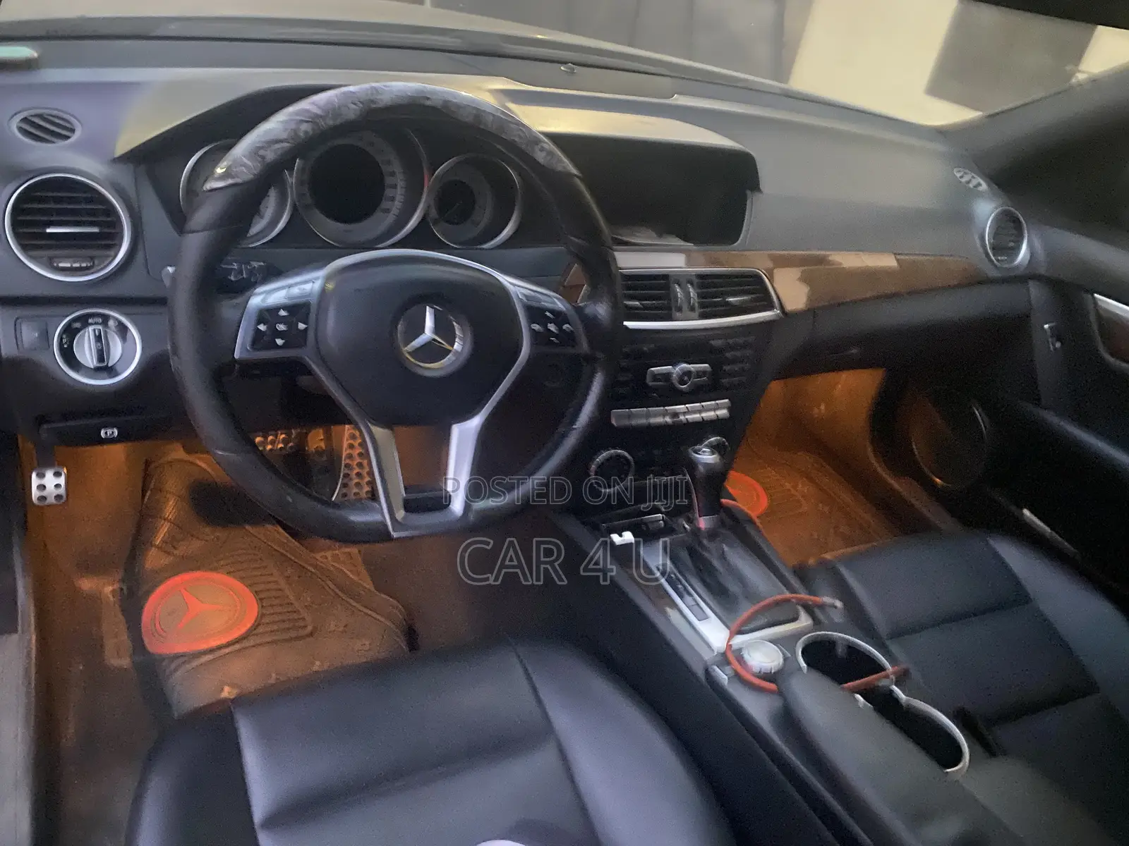 Mercedes-Benz C250 2014 Brown