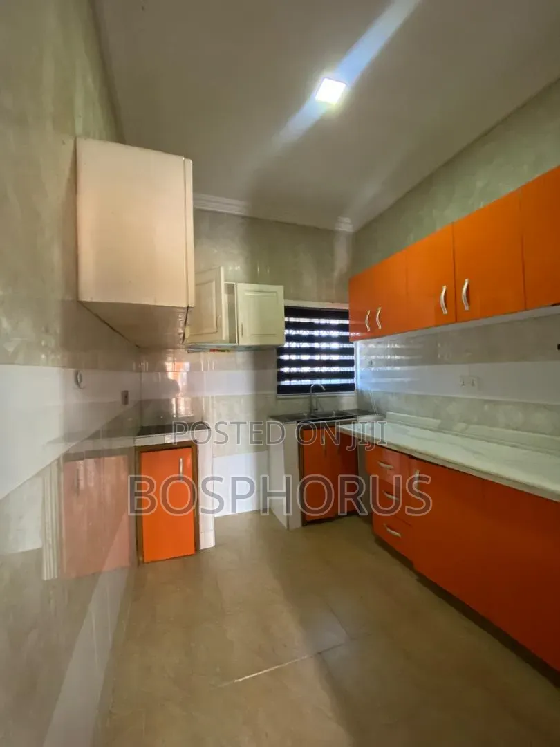 2bdrm Apartment in Dansoman Exhibition for rent