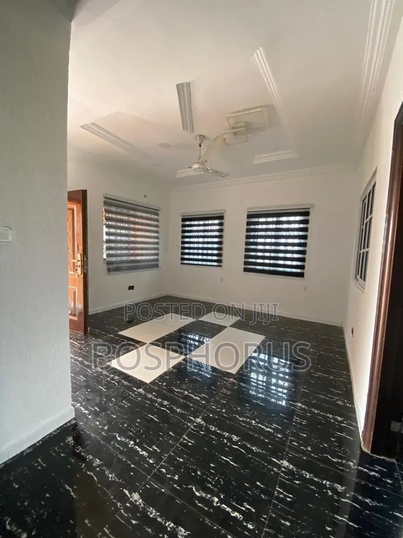 1bdrm Apartment in Dansoman Exhibition for rent