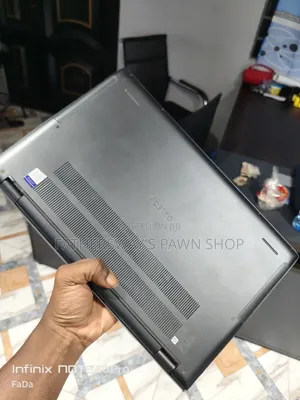 Laptop Dell Vostro 1015 16GB Intel Core i7 SSD 512GB