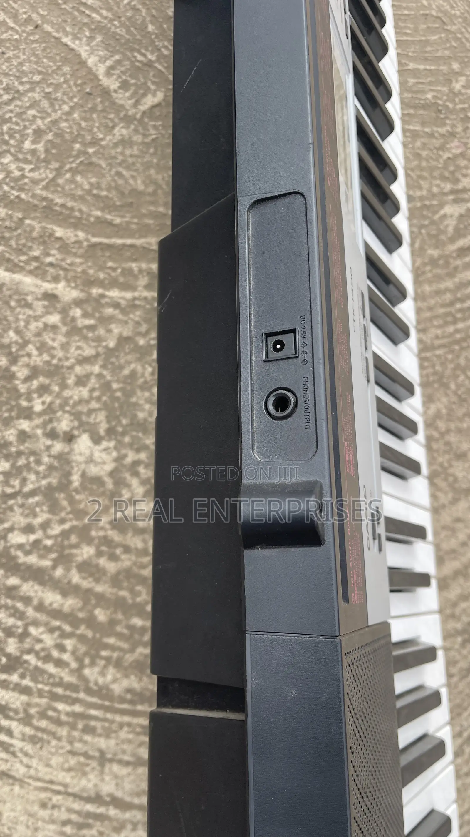 Casio CTK-1500 61-Key Portable Electronic Keyboard