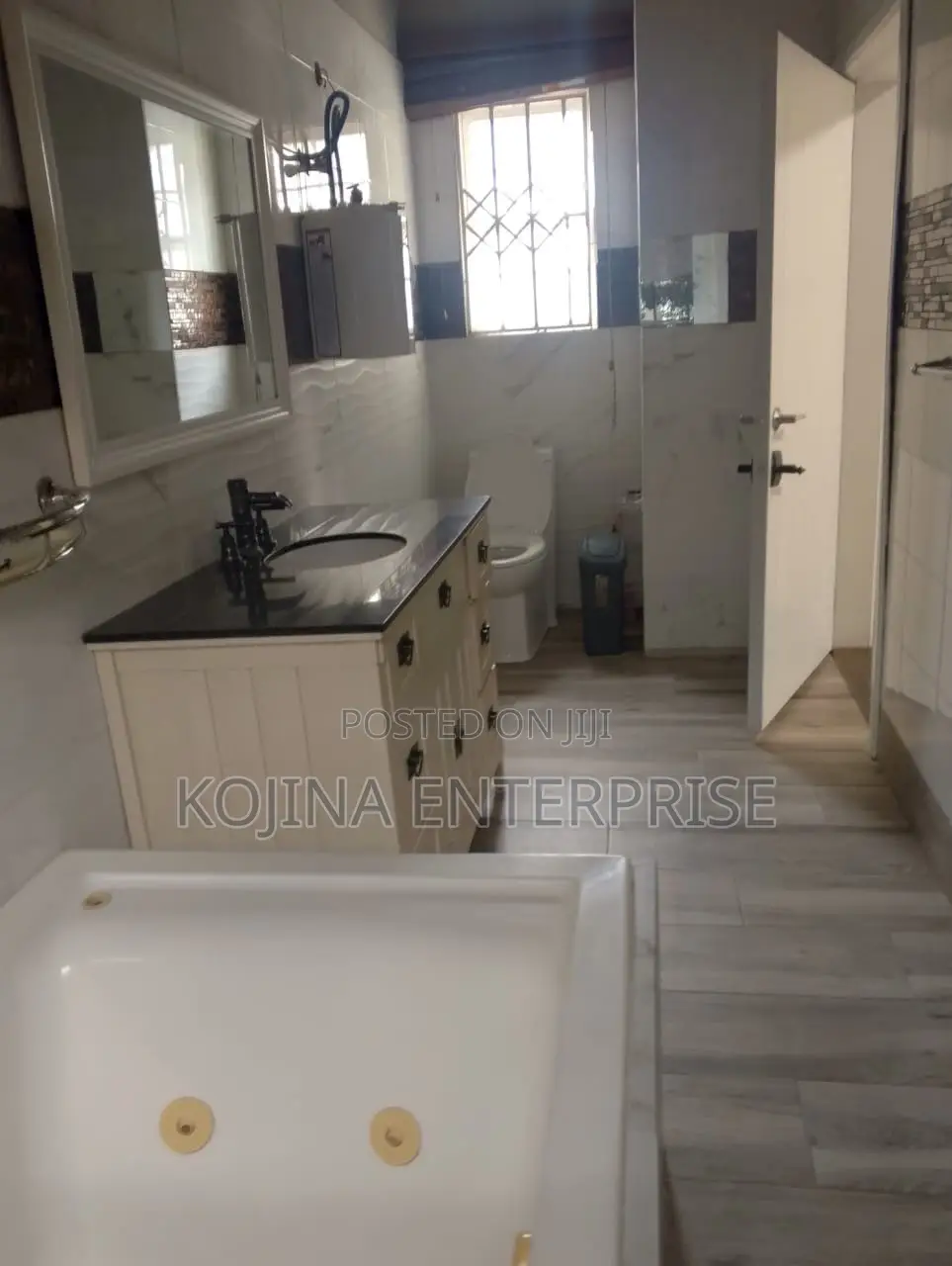3bdrm Apartment in Ipt Nyankyerenyasi, Kumasi Metropolitan for rent