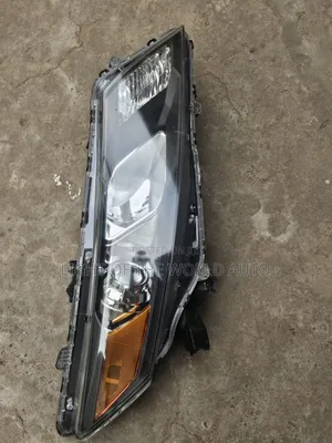 Honda Crosstoure Headlight Right Side