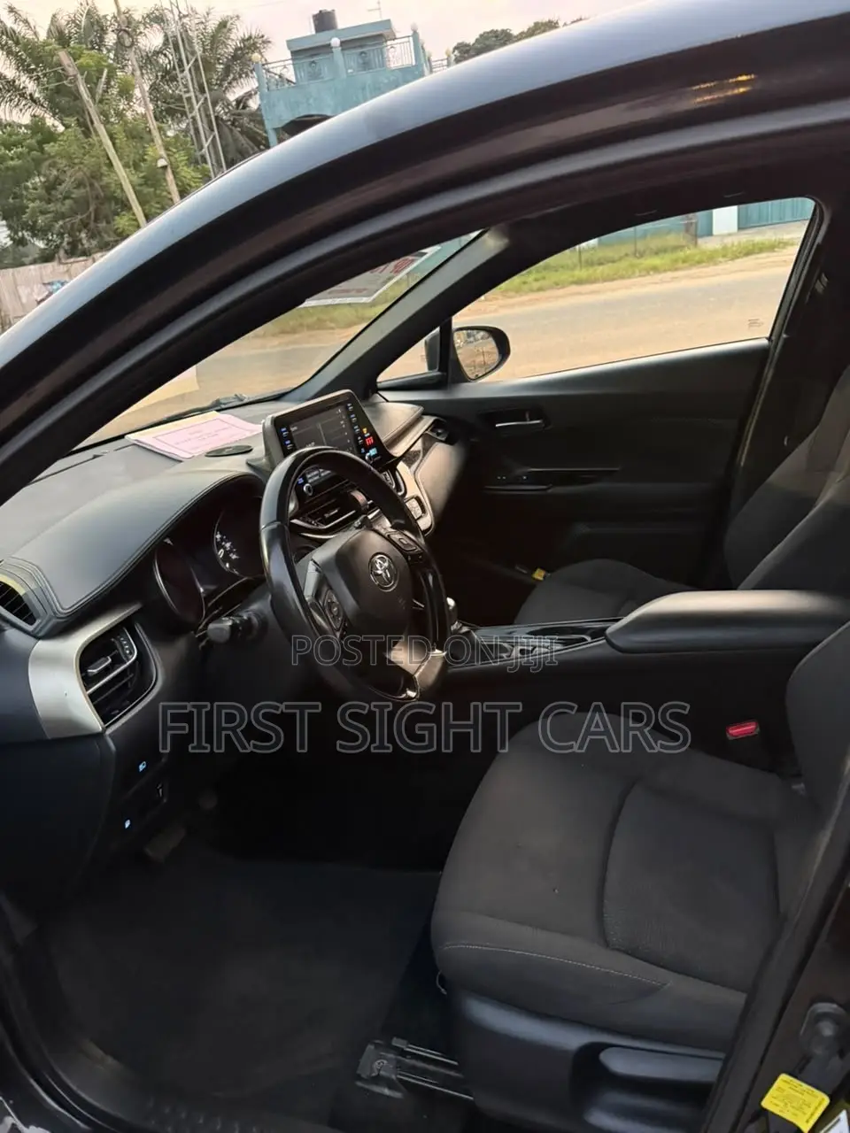 Toyota C-HR XLE FWD 2019 Black