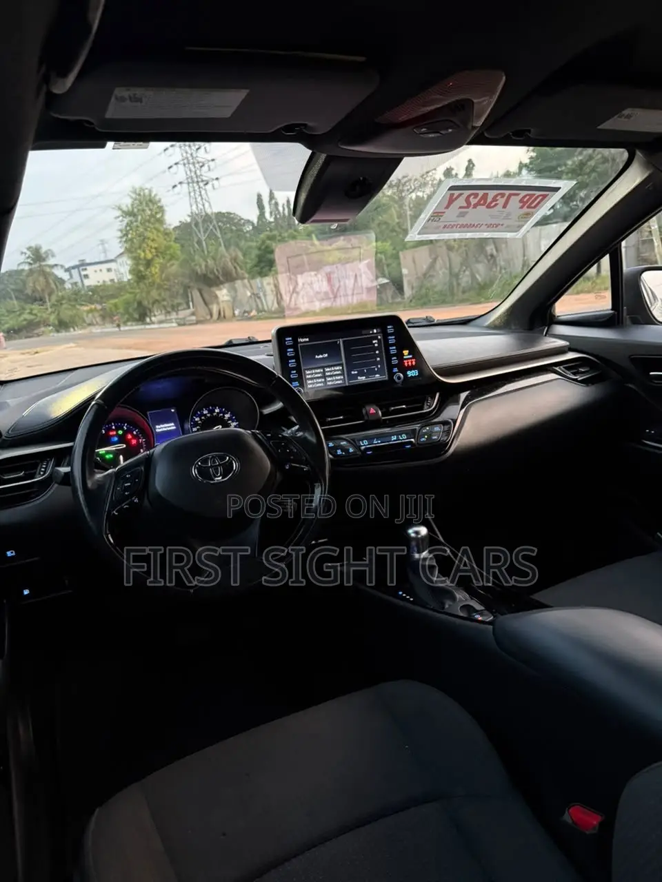 Toyota C-HR XLE FWD 2019 Black