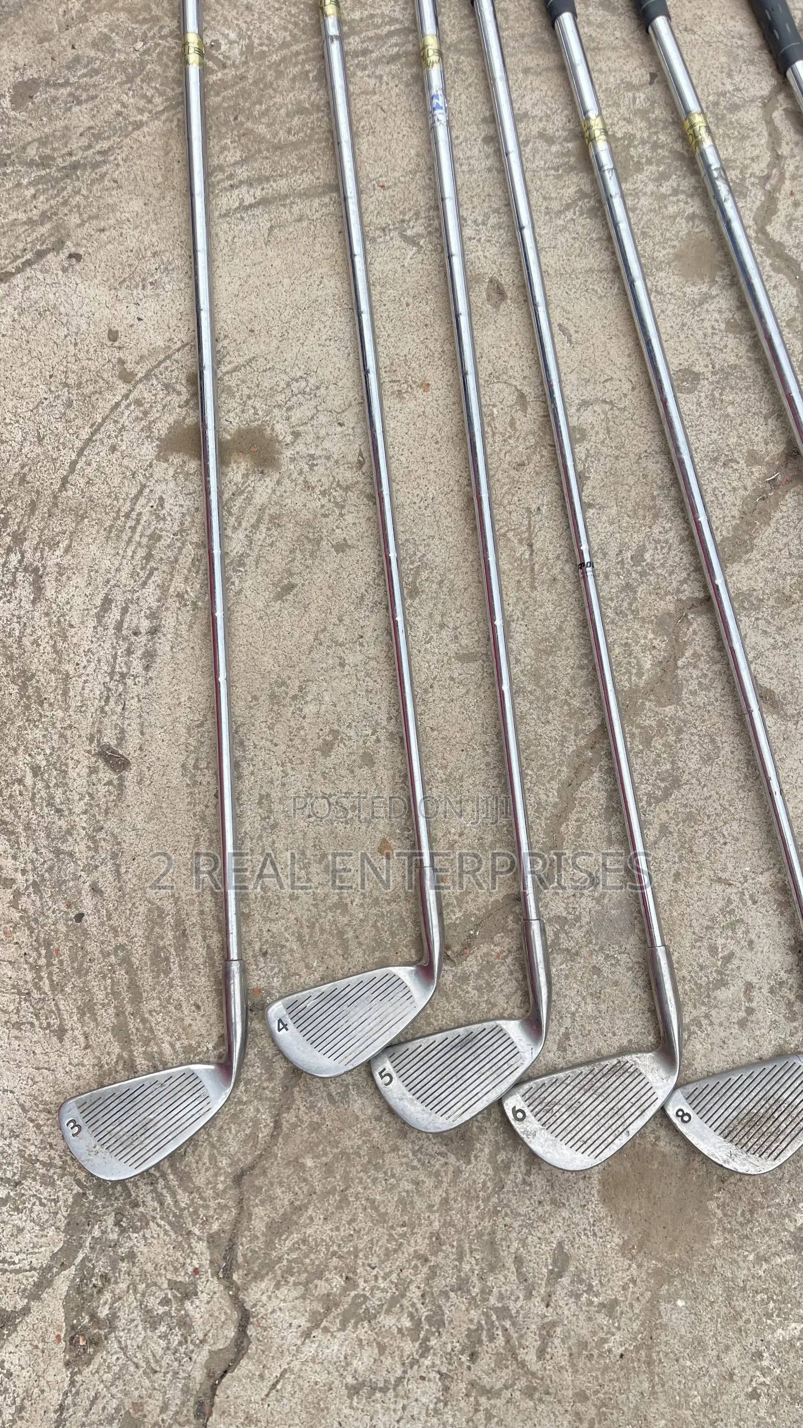Right Handed Steel Shaft Iron Golf Club 3, 4, 5, 6, 8, and 9 Irons