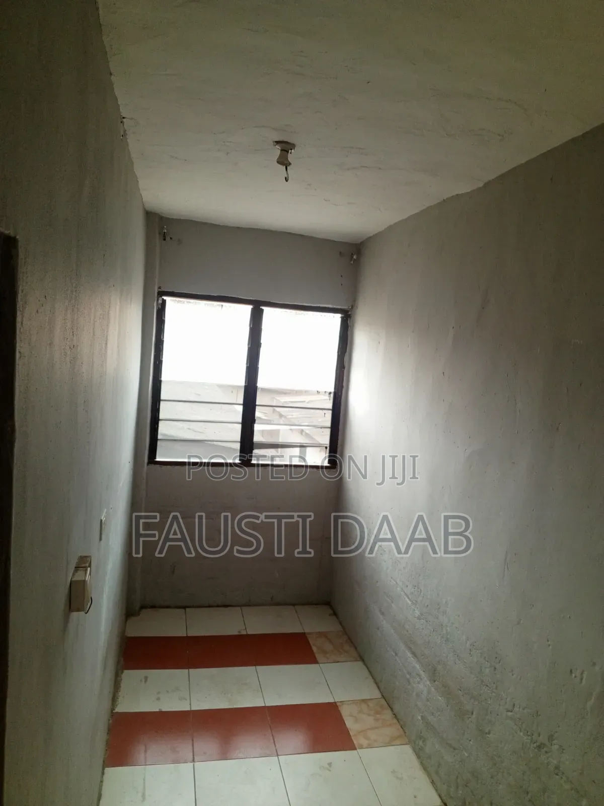 1bdrm Apartment in Chamber And Hall, Circle Station Area for rent