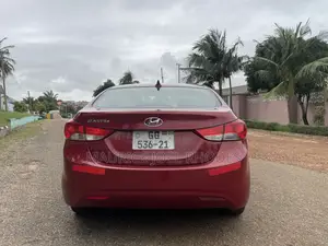 Hyundai Elantra 2011 Red