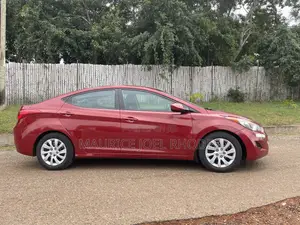 Hyundai Elantra 2011 Red