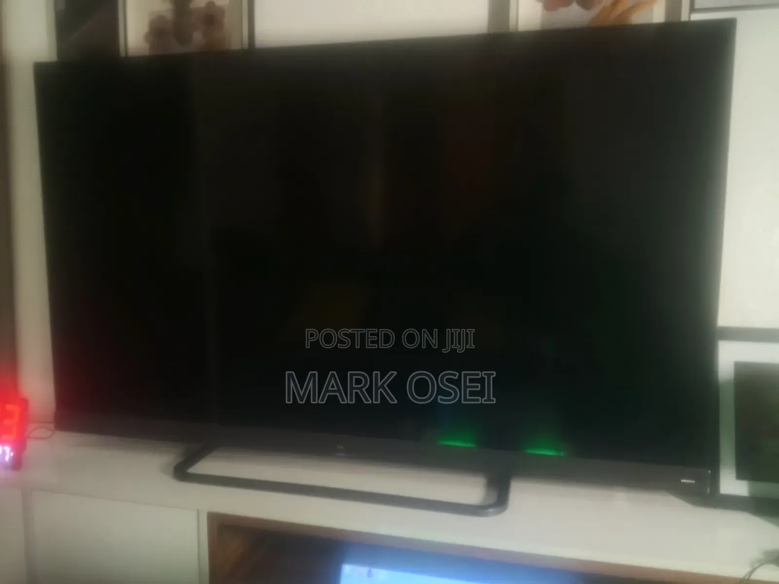 Germany Qled TCL .Two Months Use Is in Good Condition