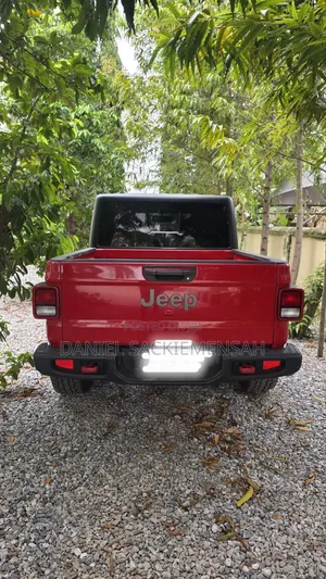 Jeep Gladiator 2021 Red