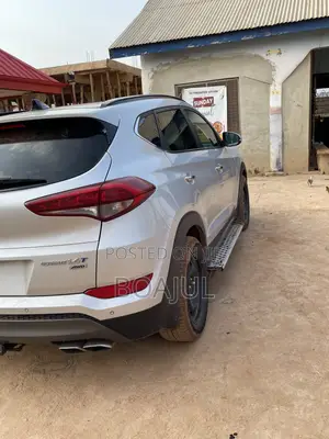 Hyundai Tucson Limited AWD 2016 Gray