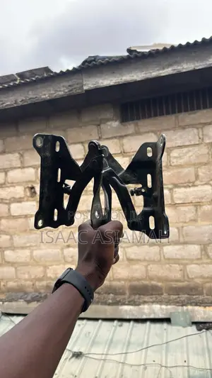 Hyundai Tucson 2022,2023,2024 Bonnet Hinge