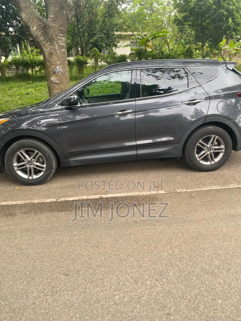 Hyundai Santa Fe Limited AWD 2017 Gray