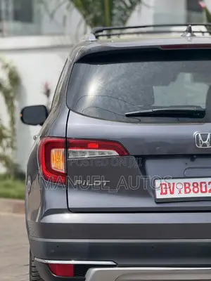 Honda Pilot Touring AWD 2019 Gray