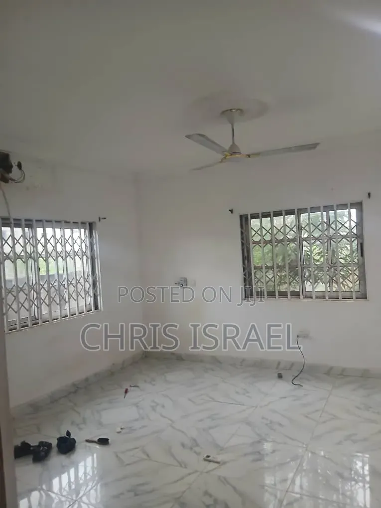 1bdrm Bedsitter in Oyibi Estate, Malejor for rent