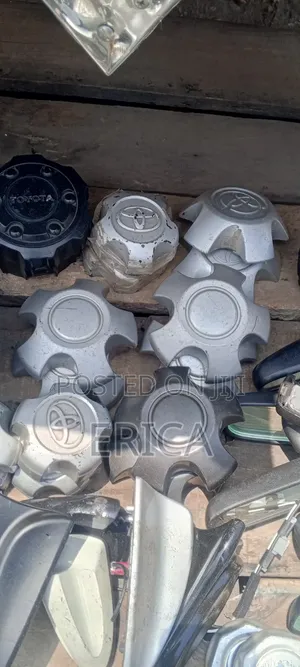 Wheel Caps and Accessories