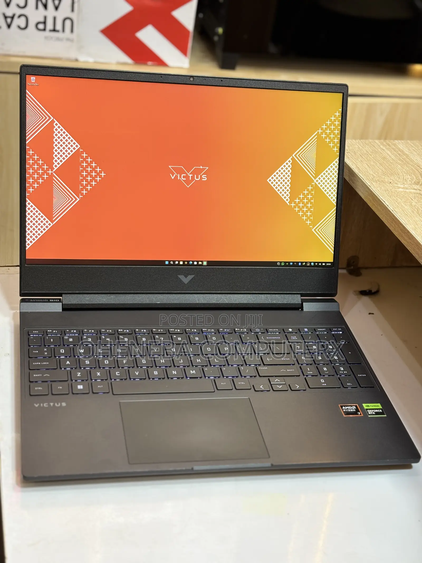 Laptop HP Victus 15 16GB AMD Ryzen 7 SSD 1T