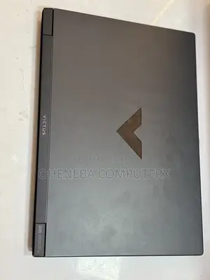 Laptop HP Victus 15 16GB AMD Ryzen 7 SSD 1T