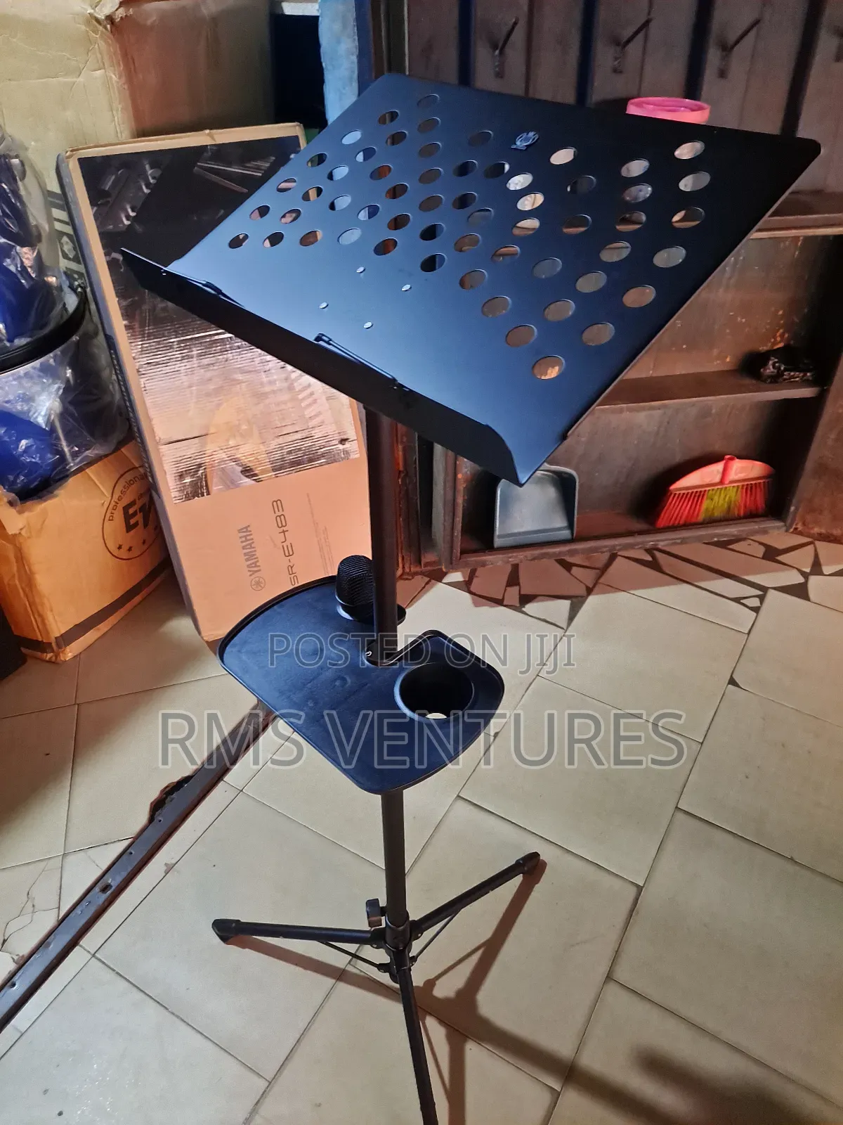 Music Stand/Pulpit Stand