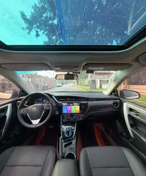 Toyota Corolla 2020 White