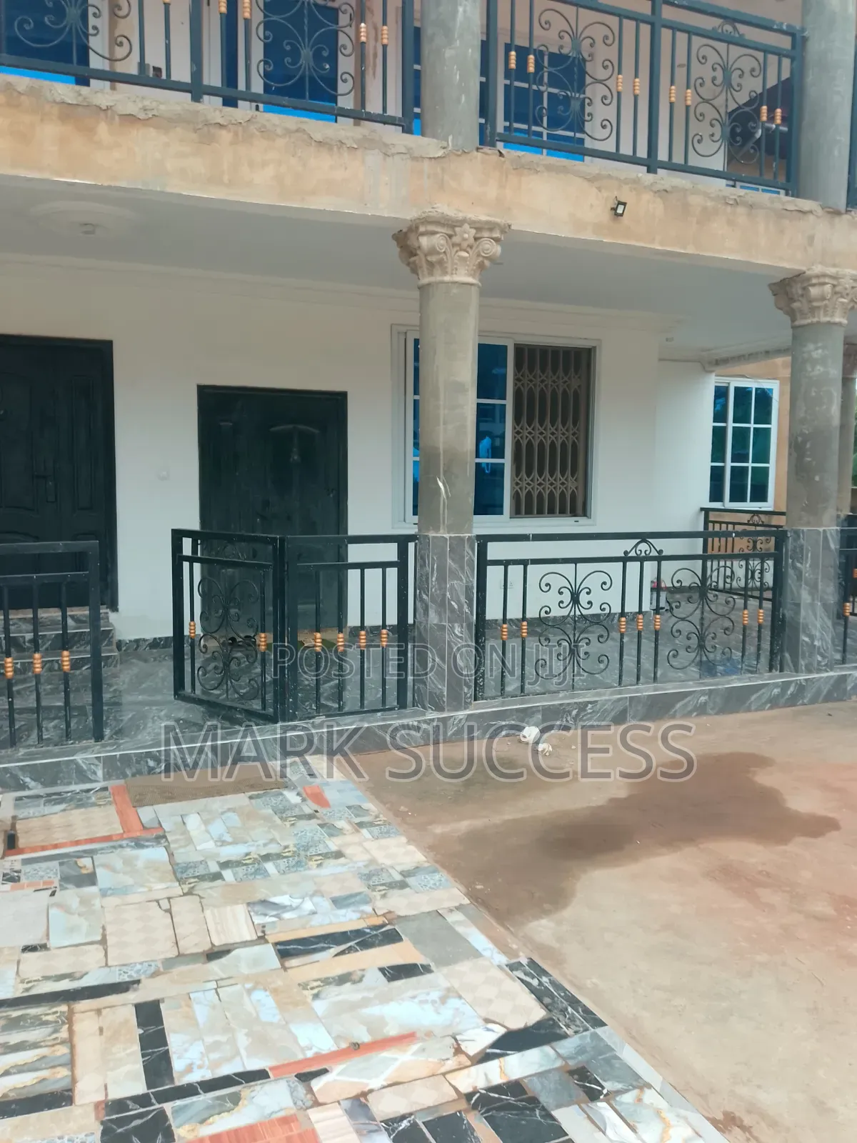 3bdrm Apartment in Old Barrier for rent