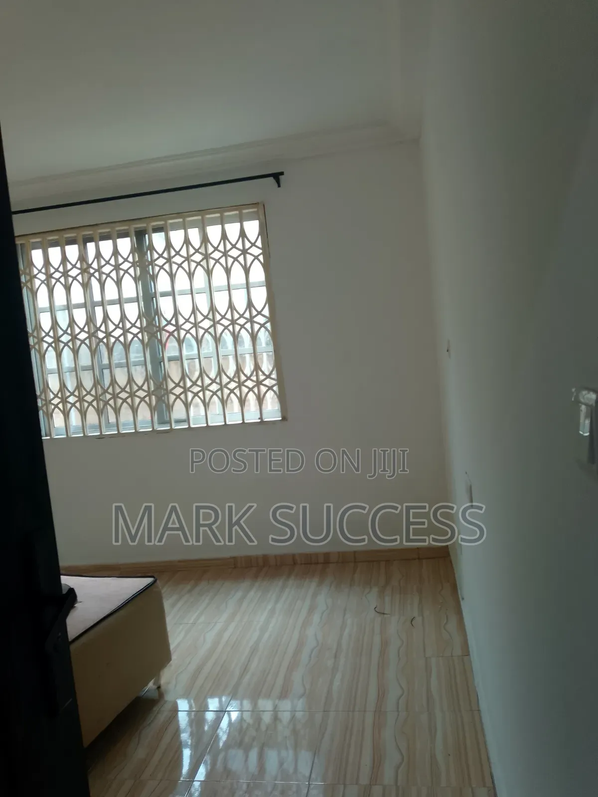 3bdrm Apartment in Old Barrier for rent