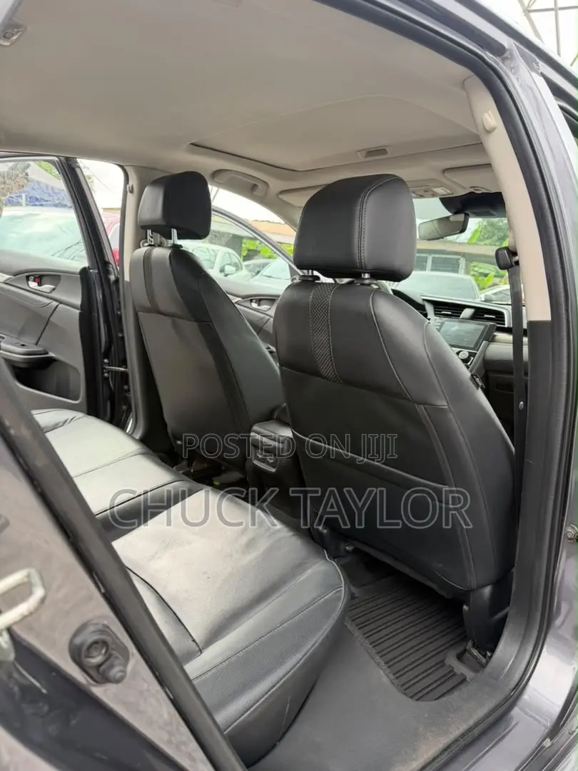 Honda Civic Touring Coupe 2019 Blue