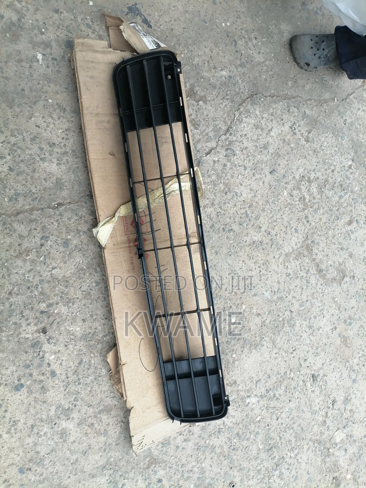 Bumper/Radiator Grille Suzuki Apv