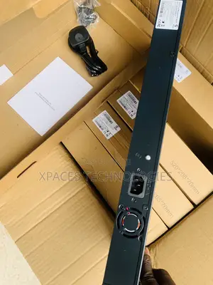 Xpaces 24port Poe Full Gigabit ,2uplink + 2sfp Cloud Managed Switch