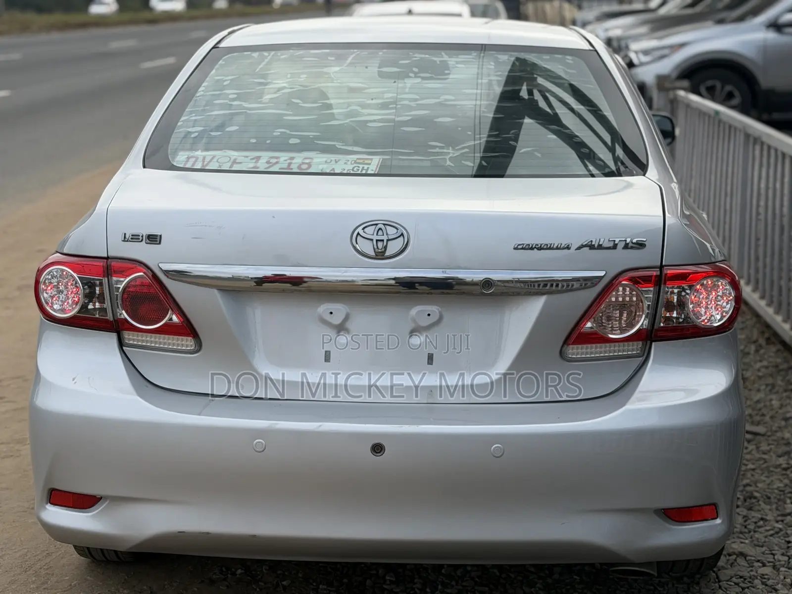 Toyota Corolla LE 4dr Sedan (1.8L 4cyl 4A) 2012 Silver