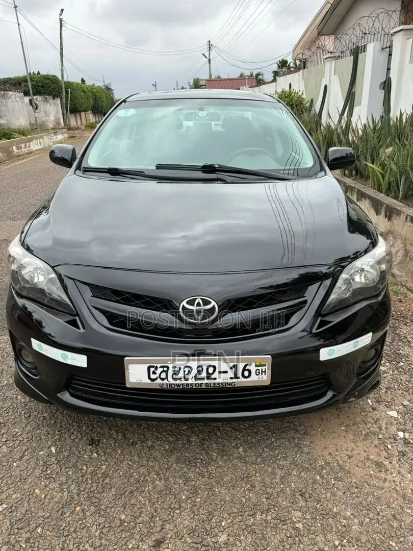 Toyota Corolla 2011 Black