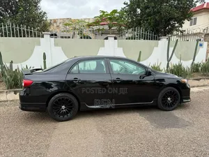 Toyota Corolla 2011 Black