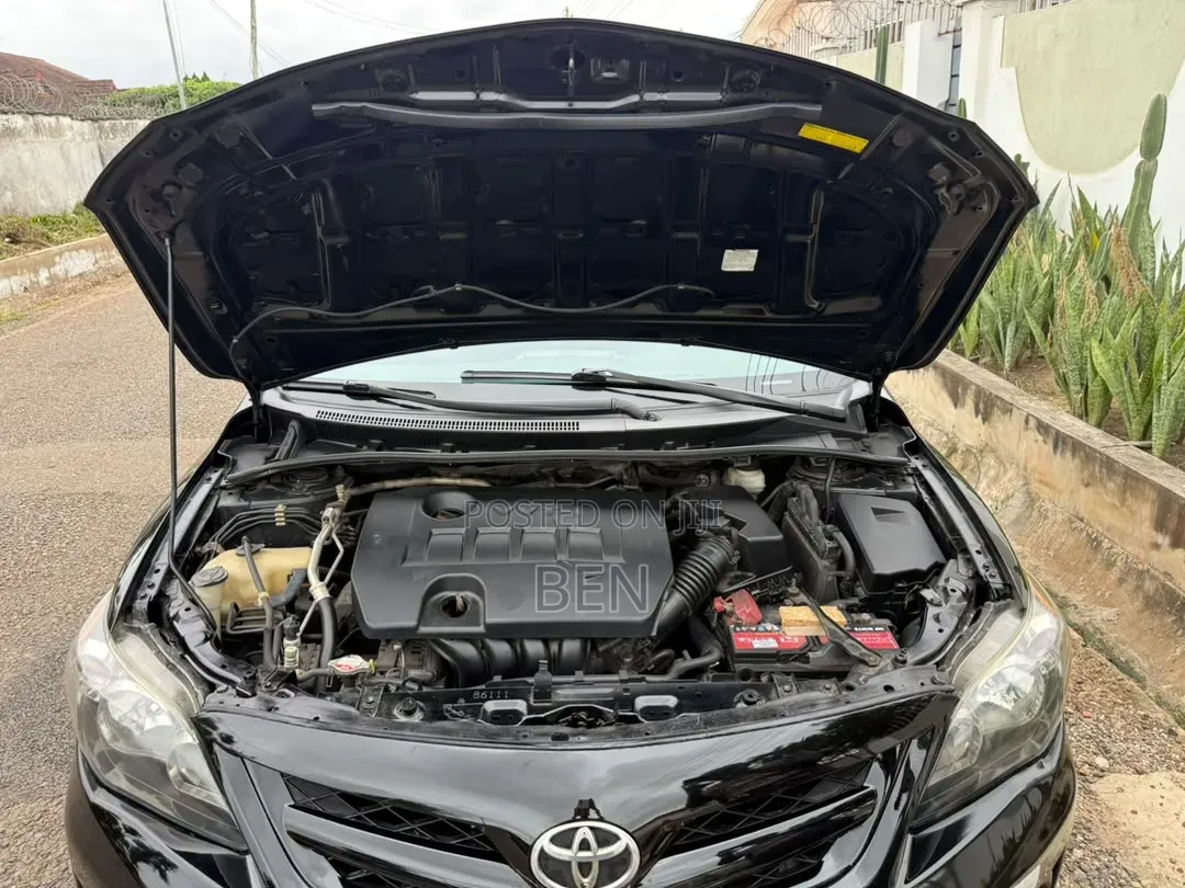 Toyota Corolla 2011 Black