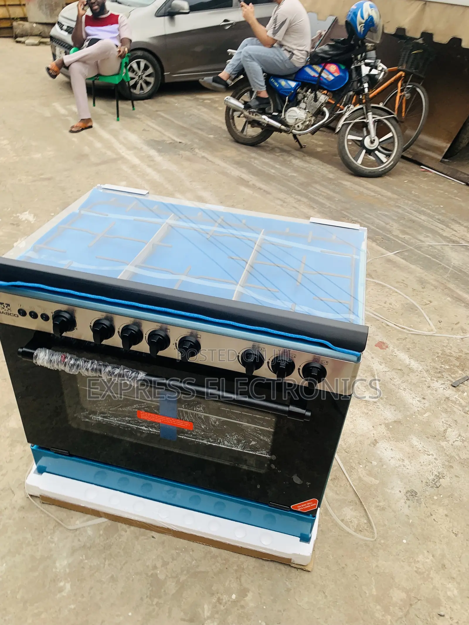 Nasco Gas Cooker 60/90 5burner Oven Rotisserie Grill Sliver.