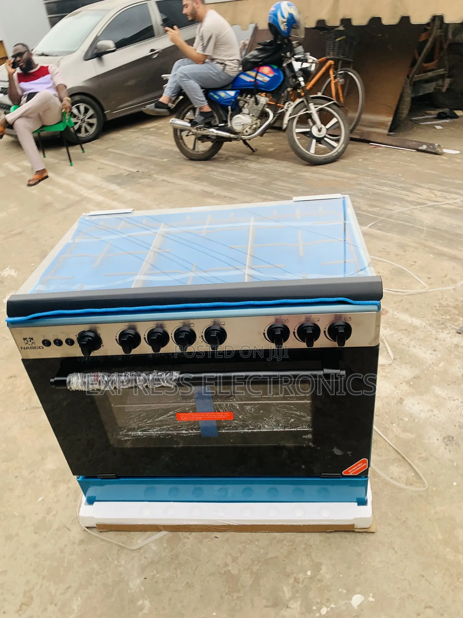 Nasco Gas Cooker 60/90 5burner Oven Rotisserie Grill Sliver.