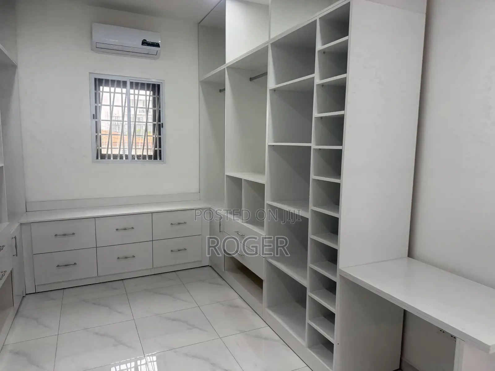 7bdrm Mansion in Labone for rent
