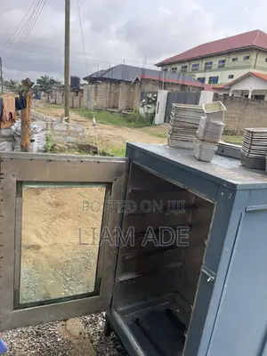 Medium Sized Oven