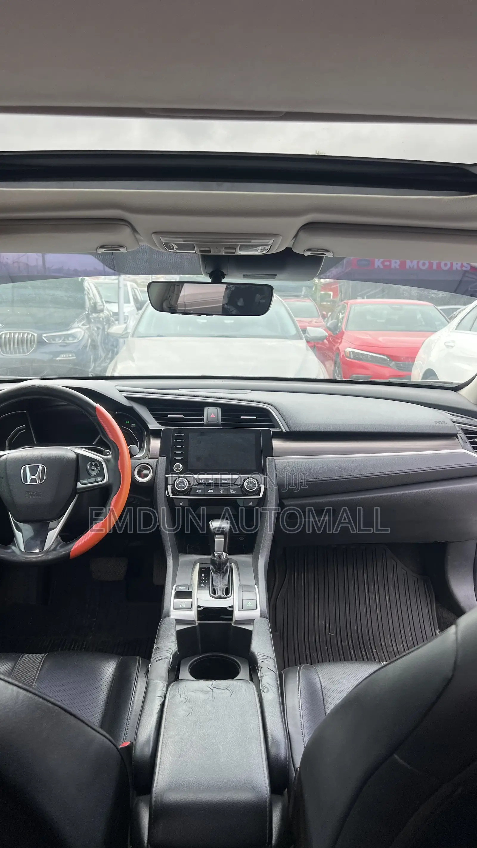 Honda Civic Touring Sedan 2019 White