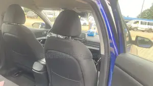 Hyundai Elantra 2022 Blue