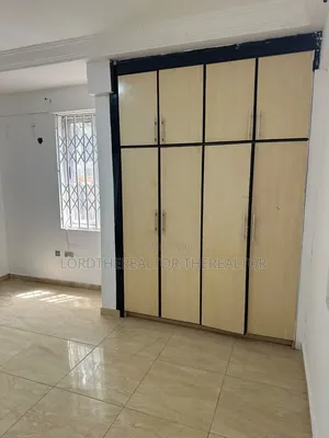 3bdrm Apartment in Lake Side Estate for rent