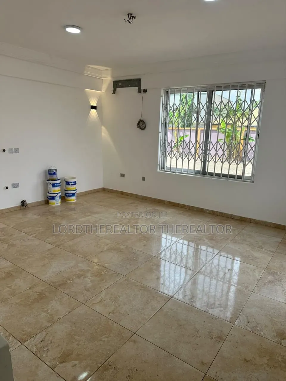 3bdrm Apartment in Lake Side Estate for rent