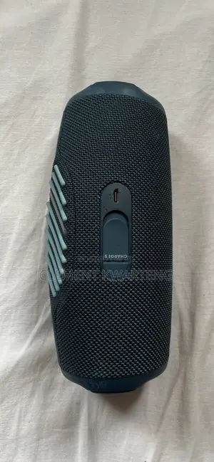 JBL Charge 5
