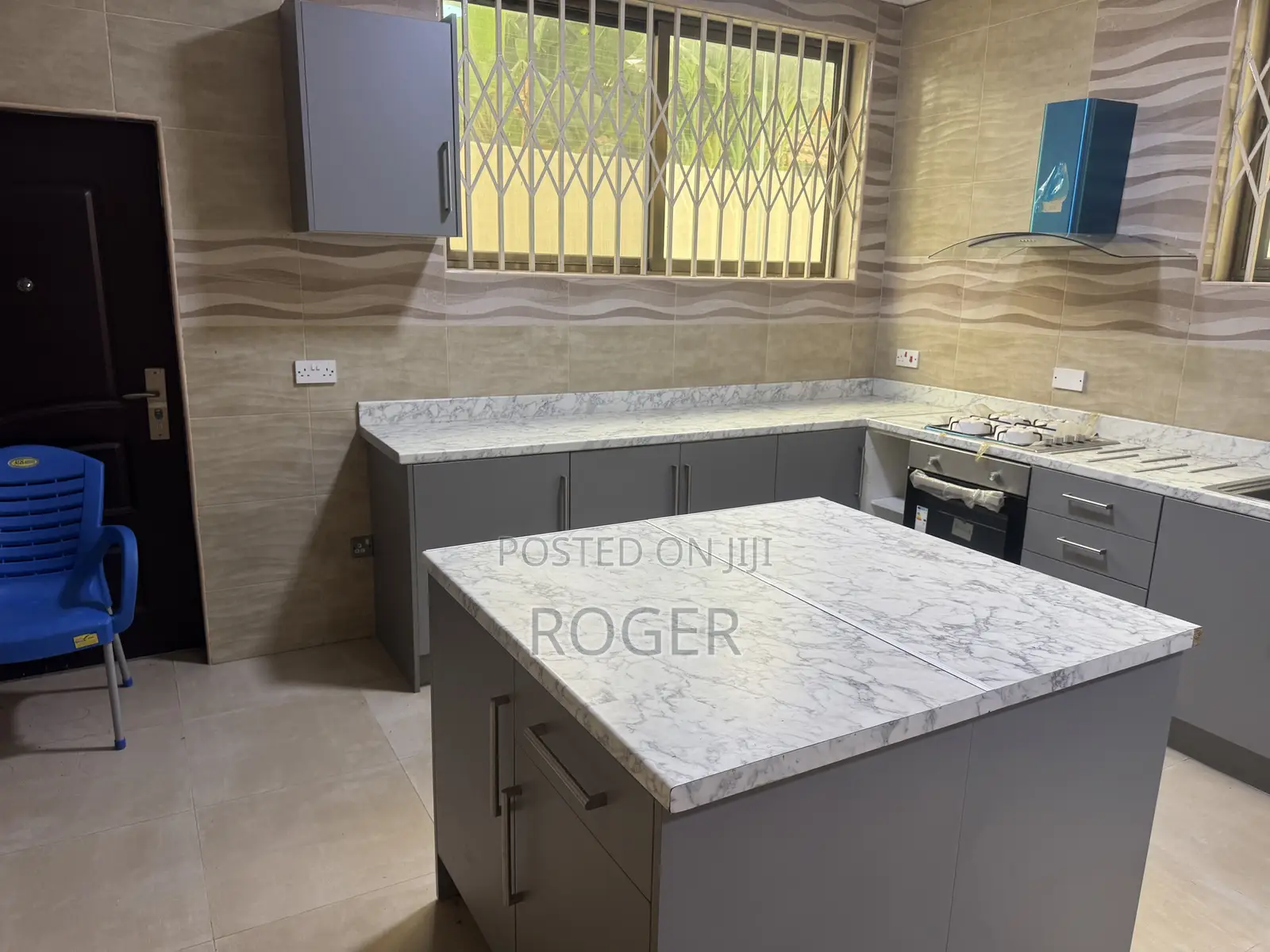 8bdrm House in East Legon for rent
