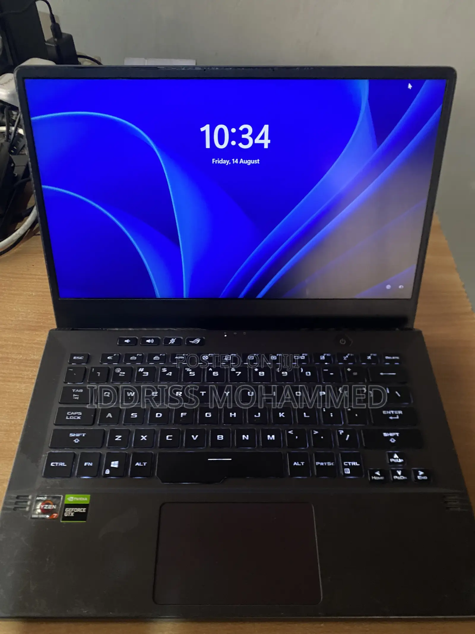 Laptop Asus ROG Zephyrus G14 16GB AMD Ryzen 7 SSD 512GB
