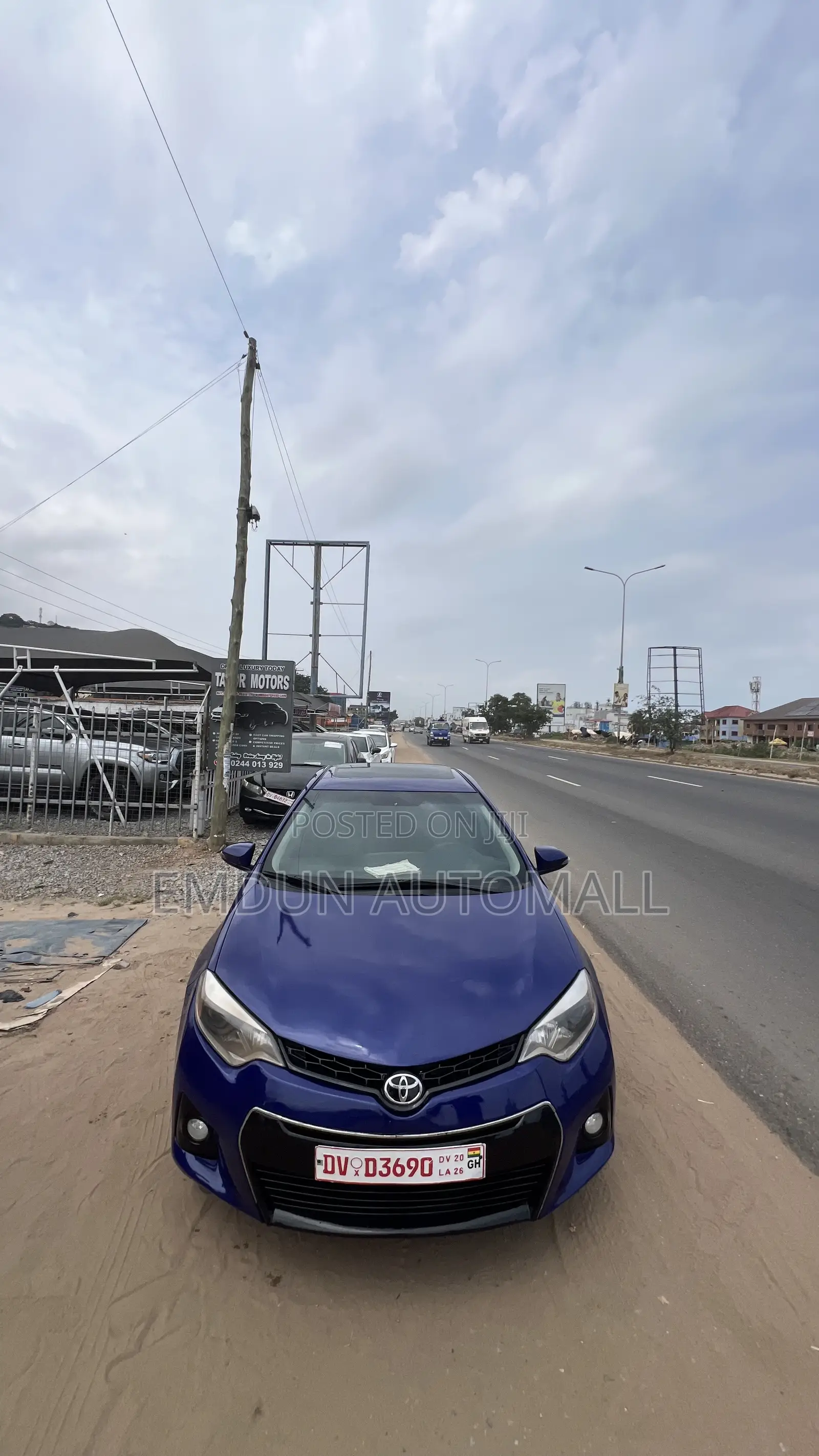 Toyota Corolla LE 4dr Sedan (1.8L 4cyl CVT) 2015 Blue